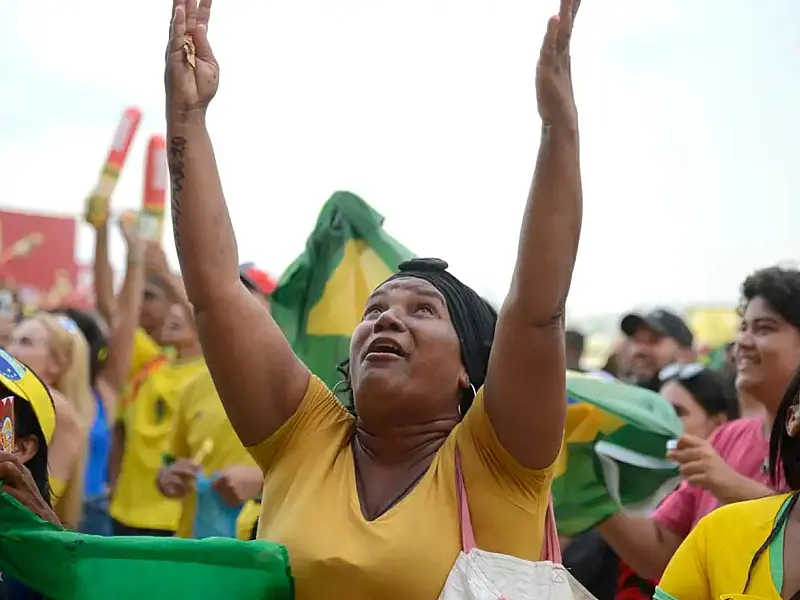 Polícia Militar reforça policiamento em locais tradicionais de torcida no Rio de Janeiro durante o Mundial
