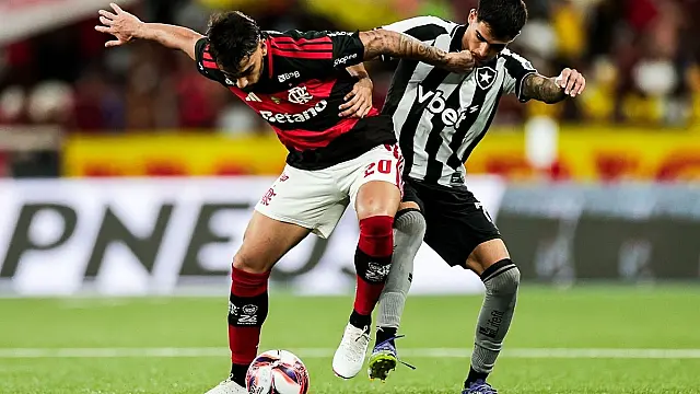 Flamengo e Botafogo se enfrentam no Maracanã pela 25ª rodada do Brasileirão Betano.
