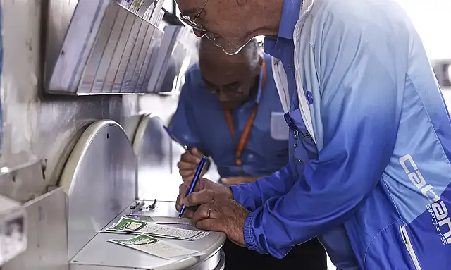 Mega-Sena acumula e prêmio vai a R$ 38 milhões; veja números sorteados