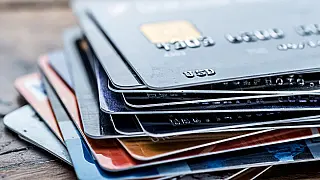 Governo inicia bloqueio de contas e cartões de devedores