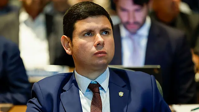 Diretor de Arbitragem da CBF projeta avanço na fluidez das partidas após primeiros resultados positivos nas redes nacionais