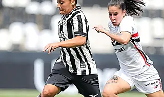 São Paulo goleia por 5 a 1 e divide a liderança do Brasileirão Feminino
