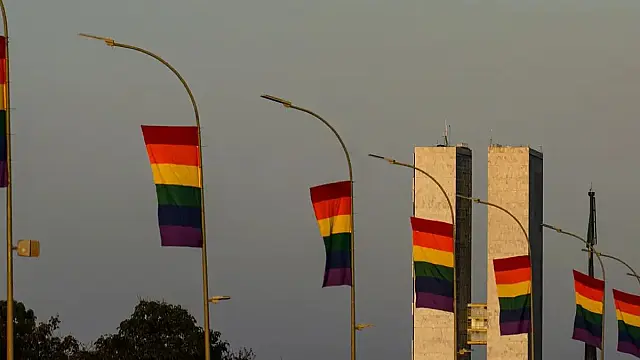 Levantamento indica aumento no numero de postulantes autodeclarados em diversas siglas partidarias.