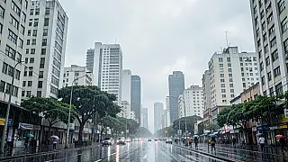 Setembro em São Paulo já tem 2,4 vezes a chuva esperada para o mês e entra para a história