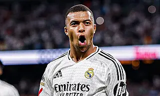 Mbappé marca 100º gol pelo Real Madrid e decide vitória sobre o Barcelona no El Clásico