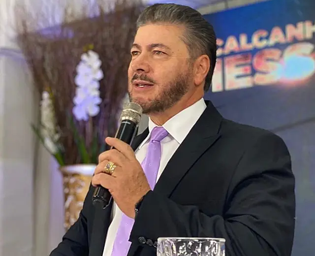 Pastor Joel Engel diz que “a batalha pelo Brasil é espiritual” e convoca cristãos a orar e votar nas eleições