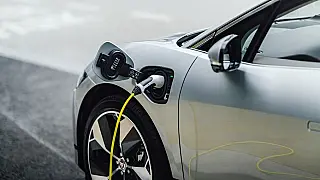Carro elétrico ganha espaço no Brasil: 87% dos motoristas consideram comprar um, diz pesquisa
