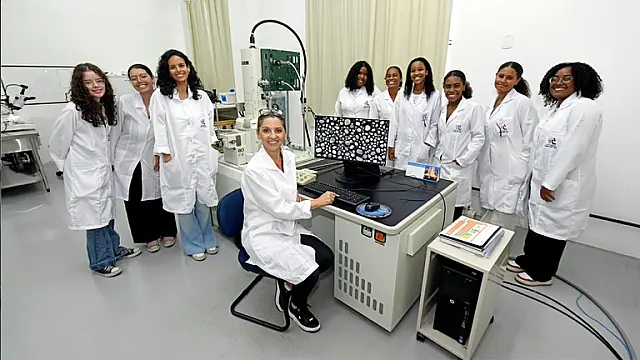 Futuras Cientistas 2027 abre 470 vagas com auxílio de R$ 300; veja como se inscrever
