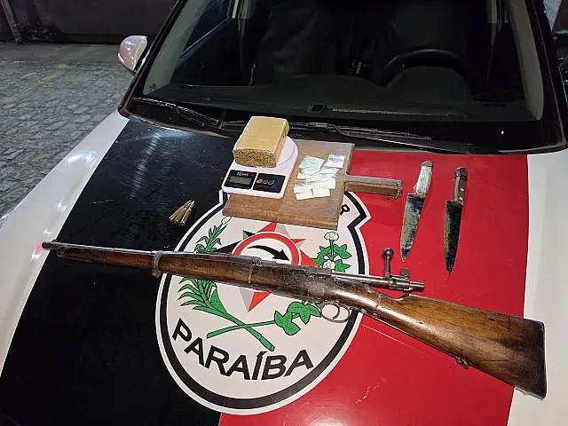 PM da Paraíba conduz 218 pessoas às delegacias e apreende 21 armas durante operações no fim de semana