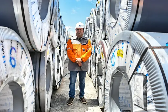 Porto do Recife bate recorde histórico e recebe mais de 25 mil toneladas de aço em uma operação