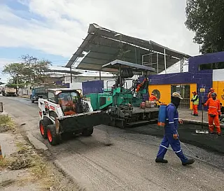 Olinda recupera ruas em vários bairros e avança com obras de asfaltamento