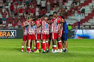 Náutico perde para o Vila Nova nos Aflitos, e Tigre assume liderança da Série B