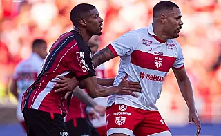 Técnico do CRB chama derrota para o Botafogo-SP de pior jogo desde sua chegada