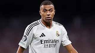 Mbappé pede desculpas à China após polêmica com memes de Mao Zedong