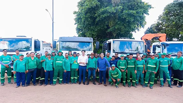 Equipes da Emlur iniciaram a segunda fase da Operação Cidade Bem Cuidada na Avenida Espírito Santo, em João Pessoa.