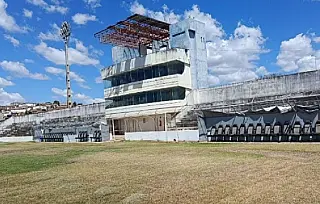 Salgueiro tem estádio interditado e estreia no Pernambucano longe de casa