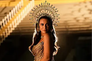 Paolla Oliveira vai ser coroada rainha de bateria da Imperatriz Leopoldinense neste sábado (17); saiba onde assistir ao vivo
