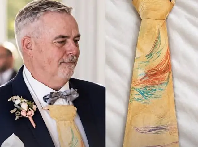 Pai usa gravata de papel feita pela filha há 24 anos no dia do casamento dela
