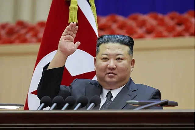 Governo sul-coreano nega rumores e confirma que o líder da Coreia do Norte, Kim Jong-un, está vivo