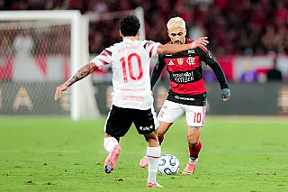 Estudiantes elimina o Flamengo nos pênaltis e enfrenta o Palmeiras na final da Libertadores